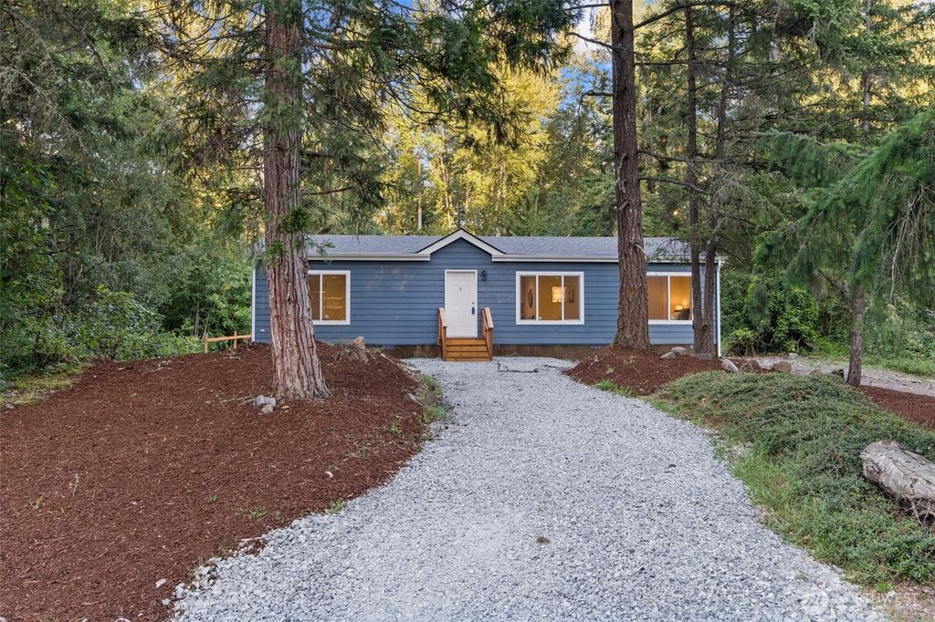 24917 48th Avenue E, Graham, WA 98338