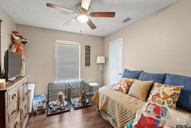 2103 Easy St, Tyler, TX 75703