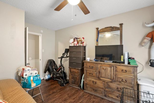 2103 Easy St, Tyler, TX 75703