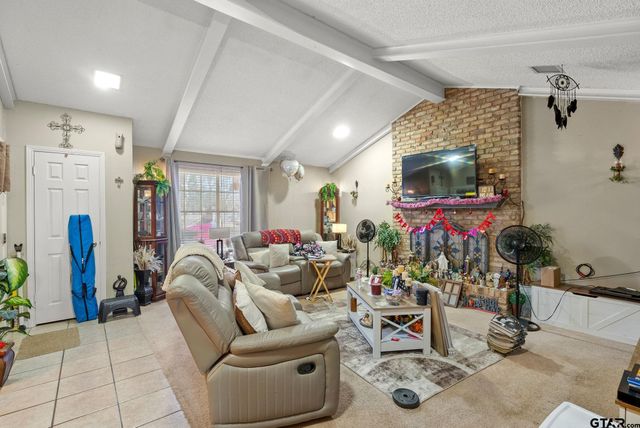 2103 Easy St, Tyler, TX 75703