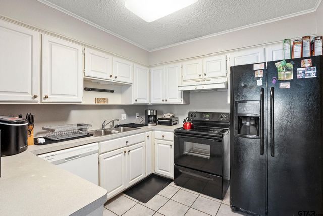 2103 Easy St, Tyler, TX 75703