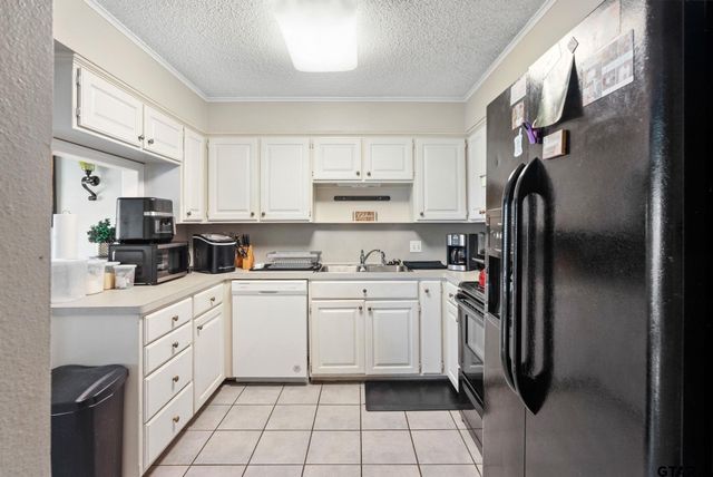 2103 Easy St, Tyler, TX 75703
