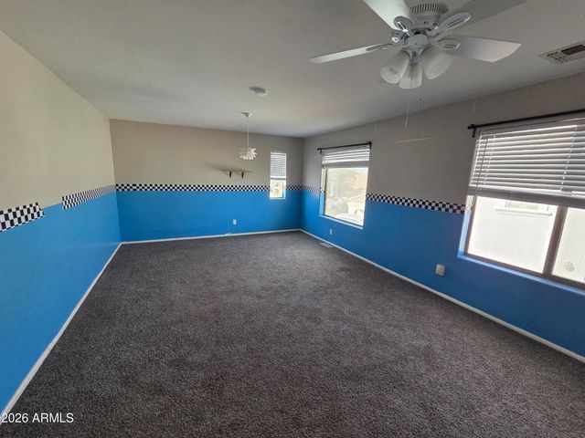 775 E LESLIE Avenue, San Tan Valley, AZ 85140