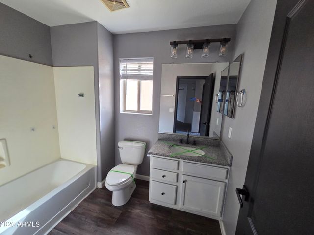 775 E LESLIE Avenue, San Tan Valley, AZ 85140