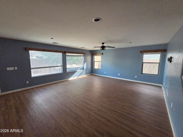 775 E LESLIE Avenue, San Tan Valley, AZ 85140