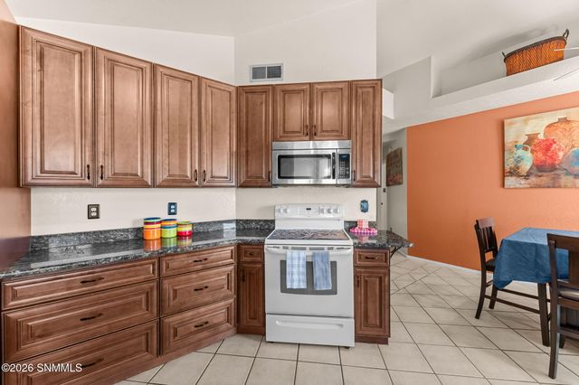 5480 Amarillo Del Sol, Las Cruces, NM 88007