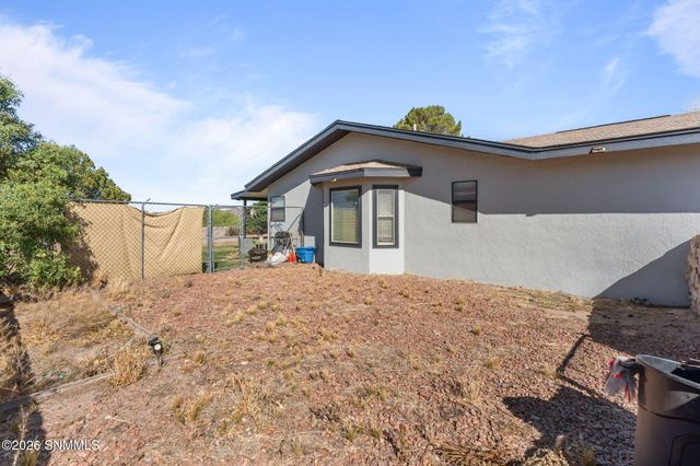 5480 Amarillo Del Sol, Las Cruces, NM 88007
