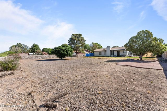 5480 Amarillo Del Sol, Las Cruces, NM 88007