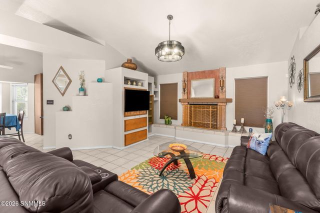 5480 Amarillo Del Sol, Las Cruces, NM 88007