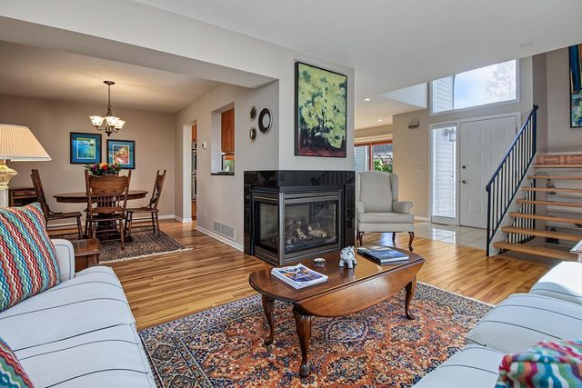 1182 Saint Clair Avenue, Saint Paul, MN 55105