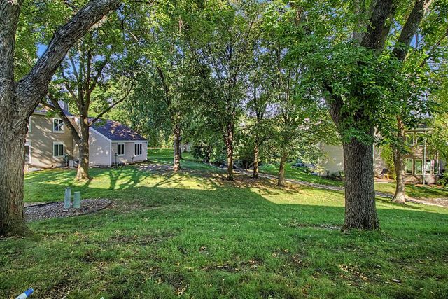 1182 Saint Clair Avenue, Saint Paul, MN 55105