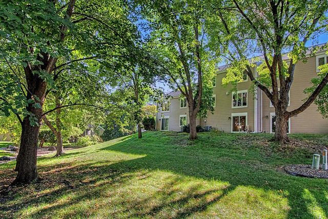 1182 Saint Clair Avenue, Saint Paul, MN 55105