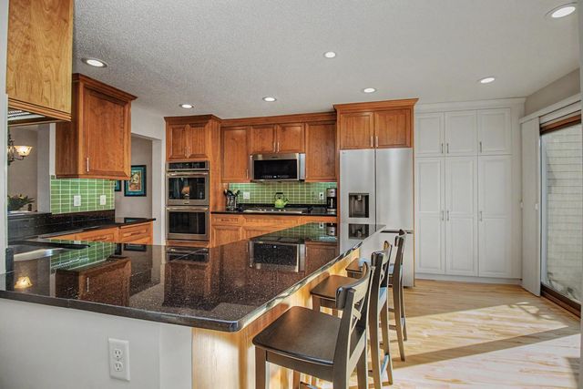 1182 Saint Clair Avenue, Saint Paul, MN 55105