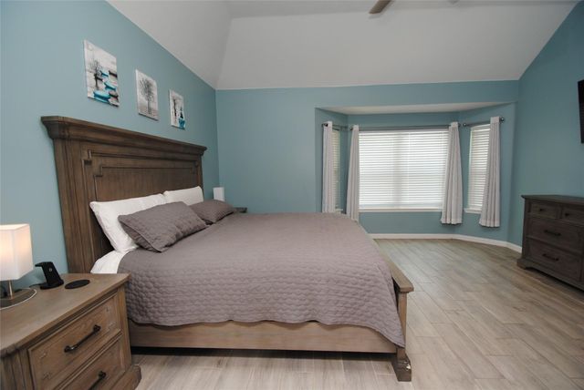 9723 Therrell Drive, Houston, TX 77064