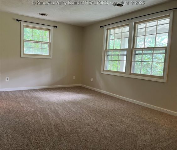 938 Harmony Lane, South Charleston, WV 25303