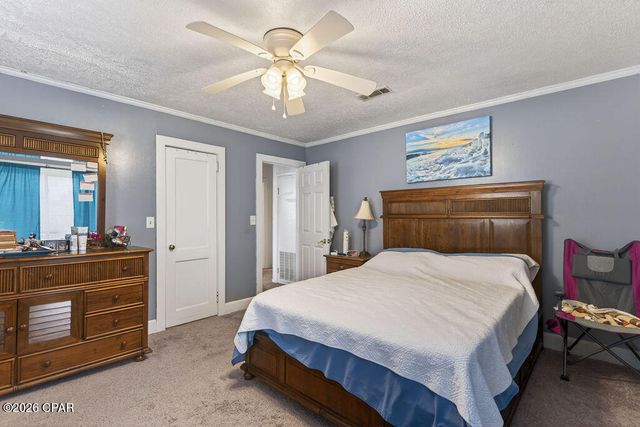 1331 Coggin Avenue, Chipley, FL 32428