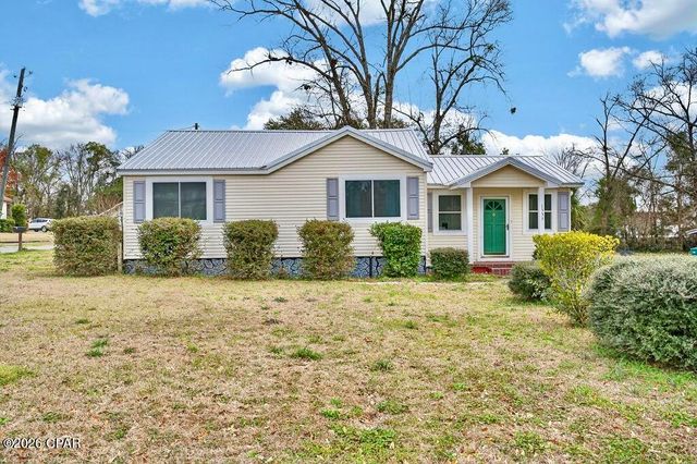 1331 Coggin Avenue, Chipley, FL 32428