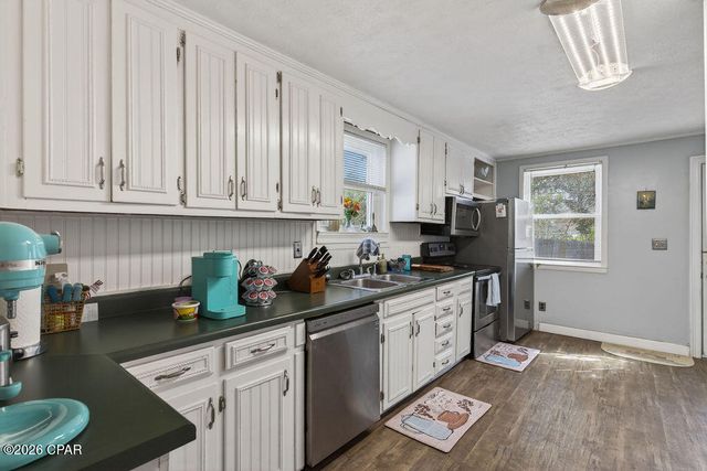 1331 Coggin Avenue, Chipley, FL 32428