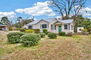1331 Coggin Avenue, Chipley, FL 32428