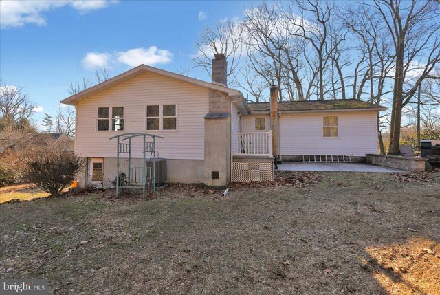 165 WANNER RD, Reading, PA 19606