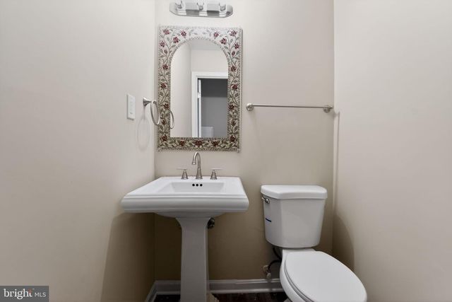 5904 MARDELLA BLVD, Clinton, MD 20735