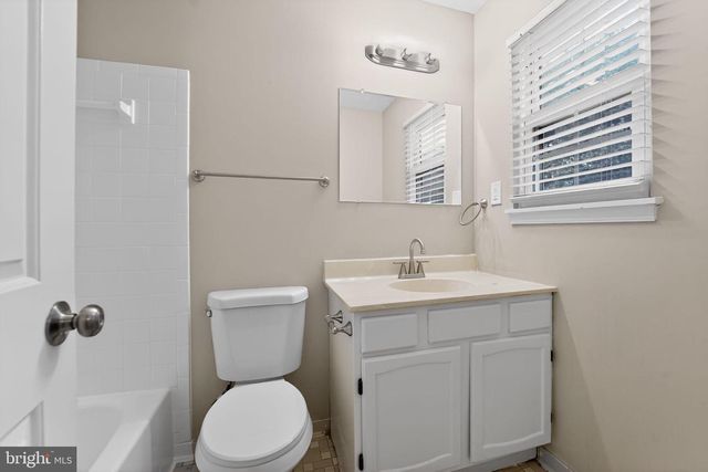 5904 MARDELLA BLVD, Clinton, MD 20735