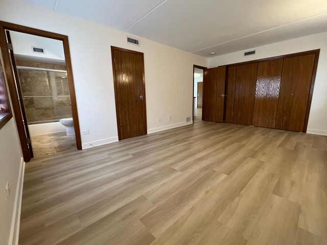 2416 W Foster Avenue 1N, Chicago, IL 60625