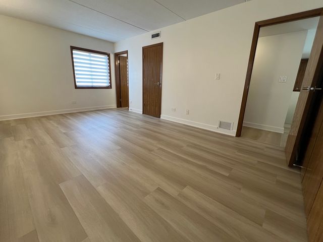 2416 W Foster Avenue 1N, Chicago, IL 60625