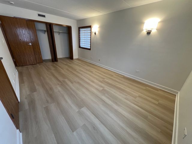 2416 W Foster Avenue 1N, Chicago, IL 60625