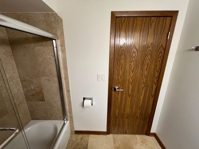 2416 W Foster Avenue 1N, Chicago, IL 60625