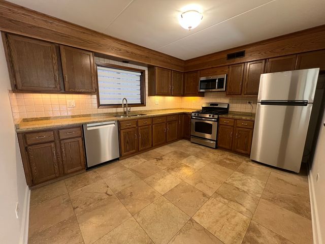 2416 W Foster Avenue 1N, Chicago, IL 60625