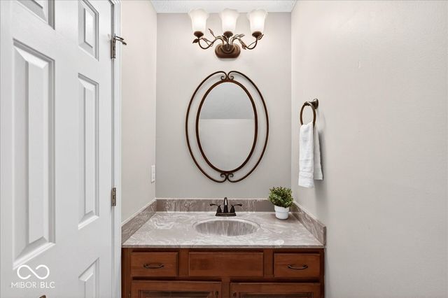 5657 Rundle Court, Indianapolis, IN 46220