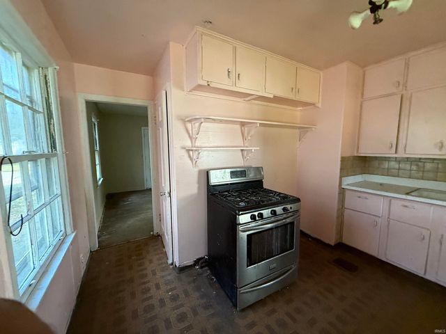 1419 Johnson Street, South Bend, IN 46628