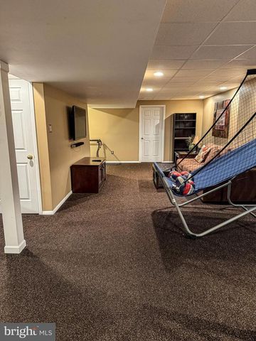 35 CONCORD BLVD, Sicklerville, NJ 08081