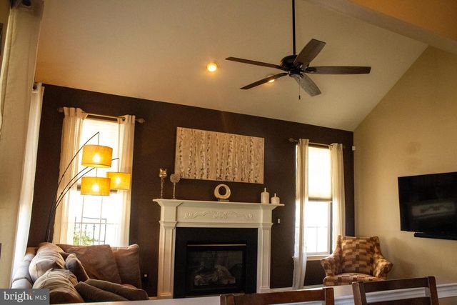 35 CONCORD BLVD, Sicklerville, NJ 08081