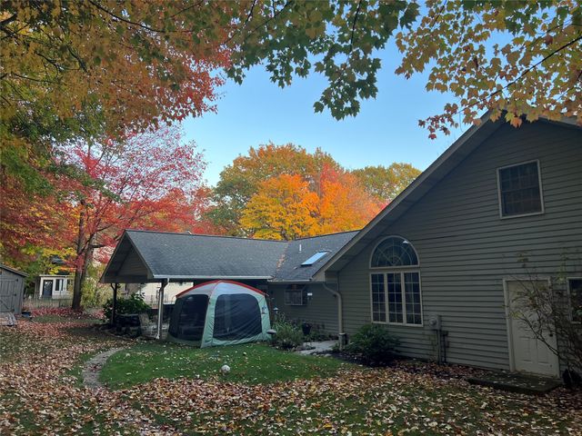 4254 PRESTWICK Drive, Erie, PA 16506