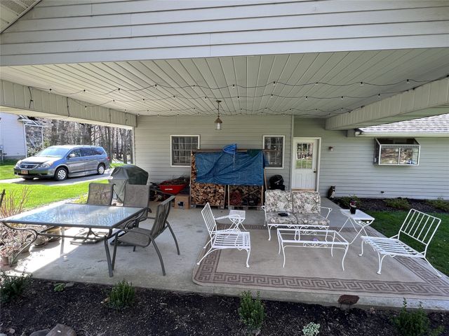 4254 PRESTWICK Drive, Erie, PA 16506