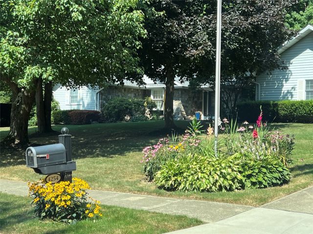 4254 PRESTWICK Drive, Erie, PA 16506