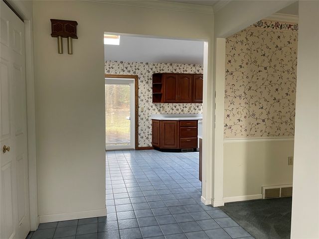 4254 PRESTWICK Drive, Erie, PA 16506