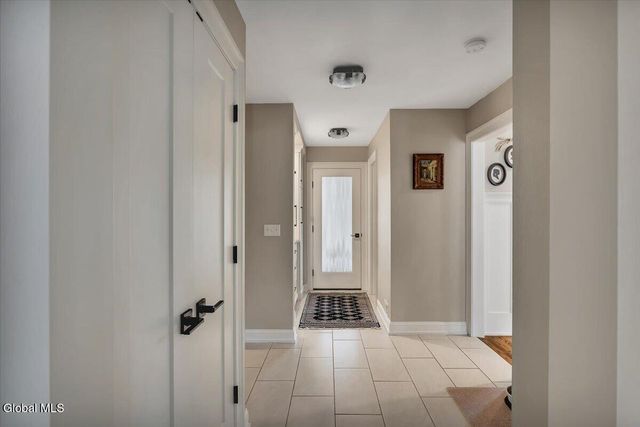 1124 Glenmeadow Court, Niskayuna, NY 12309