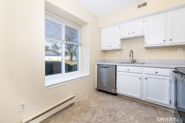 83 Candlewood Drive 83, South Windsor, CT 06074