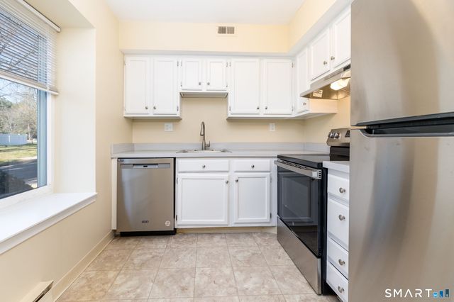 83 Candlewood Drive 83, South Windsor, CT 06074