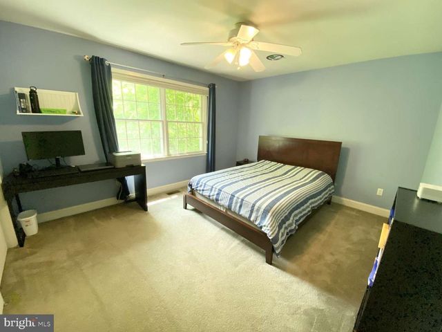 2069 SAINT ANDREWS DR, Berwyn, PA 19312