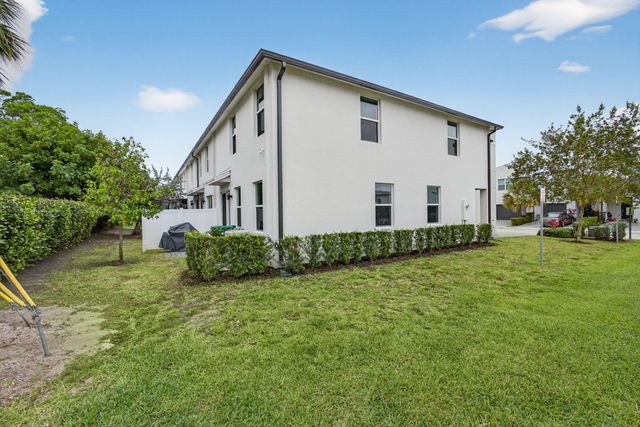 1700 Lindley Street, Mangonia Park, FL 33407