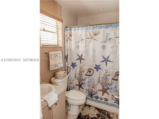 9036 SW 148th Ct, Miami, FL 33196