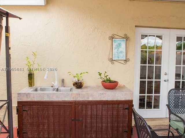 9036 SW 148th Ct, Miami, FL 33196