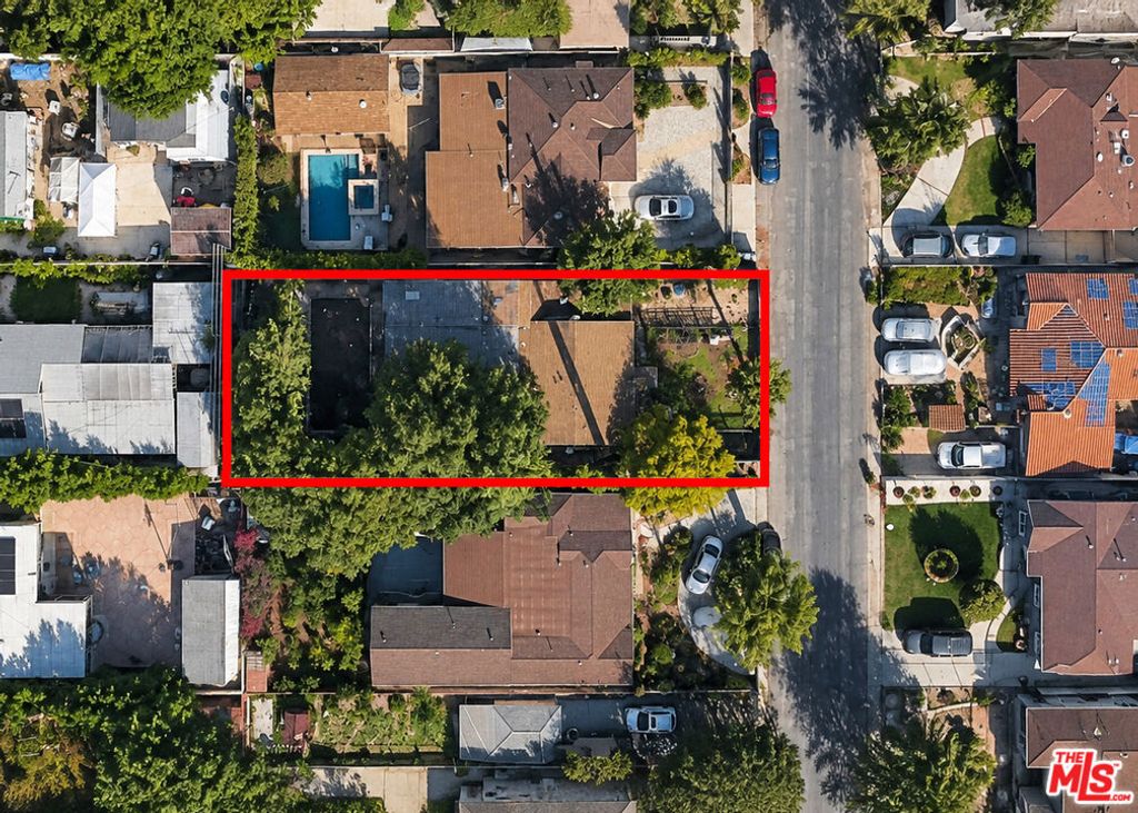 6325 Klump Avenue, North Hollywood, CA 91606 — photo 2