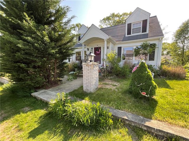 74 Aberdeen Street, West Warwick, RI 02893