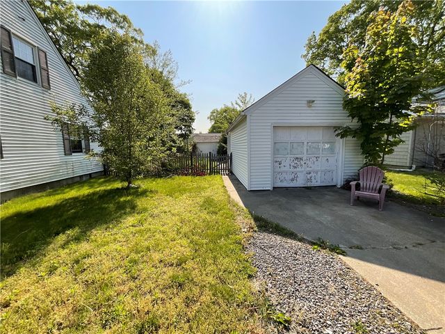 74 Aberdeen Street, West Warwick, RI 02893