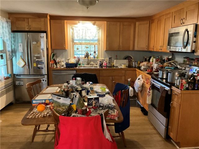 74 Aberdeen Street, West Warwick, RI 02893